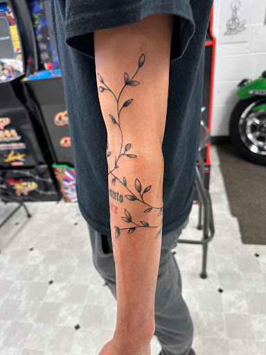 Explore 2000 tattoo ideas, creative tattoo ideas in Orland, available at K1LL3R ARTW0RK