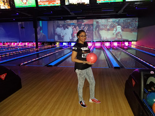 Bowling Alley «Revolutions Bowling & Lounge», reviews and photos, 60 Bidwell Rd, South Windsor, CT 06074, USA