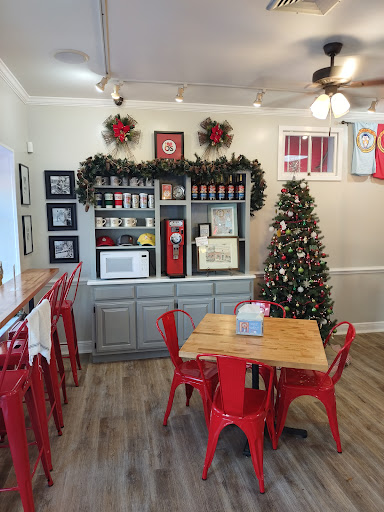 Donut Shop «Tato-Nut Donut Shop», reviews and photos, 1114 Government St, Ocean Springs, MS 39564, USA