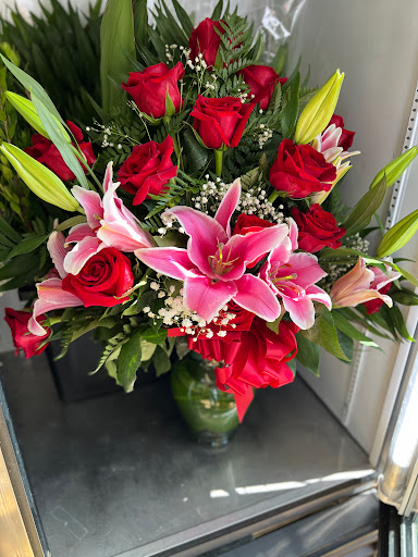 Florist «Floreria Alcatraz», reviews and photos, 159 Aldine Bender Rd #174, Houston, TX 77060, USA