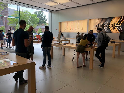 Computer Store «Apple New Haven», reviews and photos, 65 Broadway, New Haven, CT 06511, USA