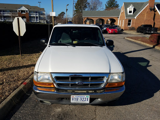 Used Car Dealer «Pre-Owned Car & Truck Liquidation Center», reviews and photos, 1510 S Military Hwy, Chesapeake, VA 23320, USA