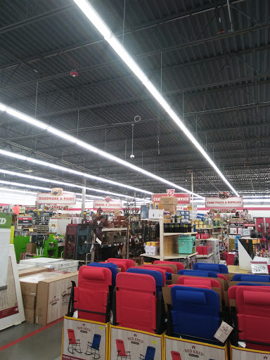 Home Improvement Store «Tractor Supply Co.», reviews and photos, 7409 County Rd 311, Sellersburg, IN 47172, USA