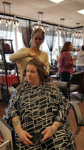 Hair Salon «New Trend Hair Salon», reviews and photos, 4559 Kirkwood Hwy, Wilmington, DE 19808, USA