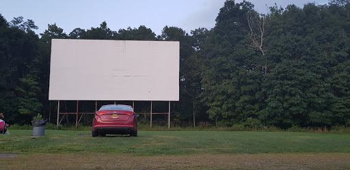 Drive-in Movie Theater «Hyde Park Drive In Theatre», reviews and photos, 4114 Albany Post Rd, Hyde Park, NY 12538, USA