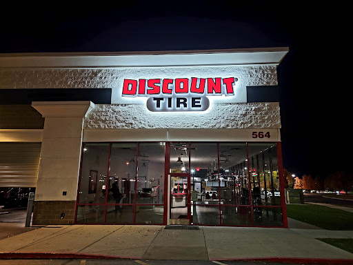 Tire Shop «Discount Tire Store - Lindon, UT», reviews and photos, 564 Lindon Park Dr #1137, Lindon, UT 84042, USA