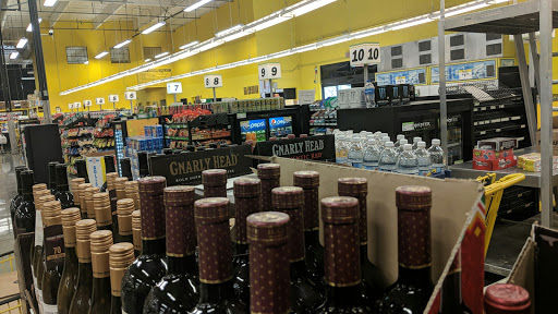 Grocery Store «Food 4 Less», reviews and photos, 131 Spreckels Ave, Manteca, CA 95336, USA