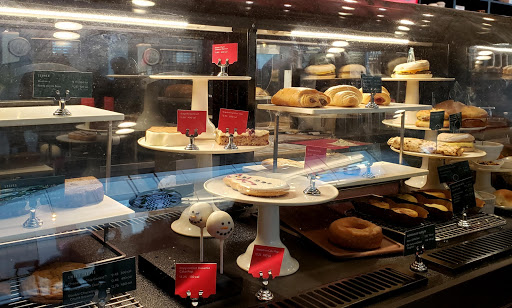 Coffee Shop «Starbucks», reviews and photos, 160 N Gulph Rd #1076, King of Prussia, PA 19406, USA