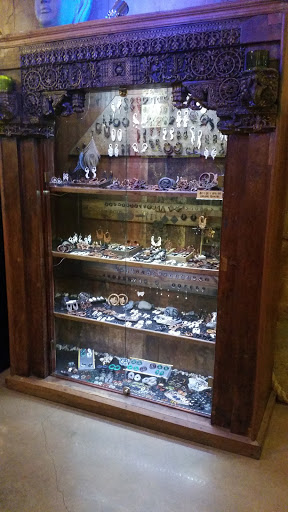 Tattoo Shop «Leviticus Tattoo», reviews and photos, 4109 E Lake St, Minneapolis, MN 55406, USA