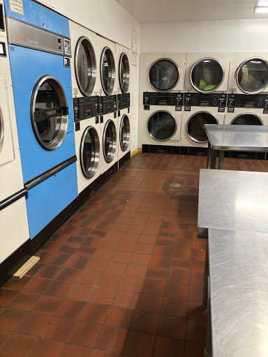 Laundry Service «Laundry Depot», reviews and photos, 6258 Oxon Hill Rd, Oxon Hill, MD 20745, USA