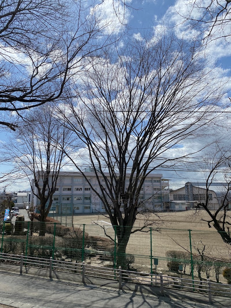 盛岡市立黒石野中学校