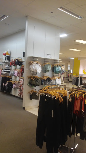 Clothing Store «Forever 21», reviews and photos, 200 Inland Center Dr, San Bernardino, CA 92408, USA
