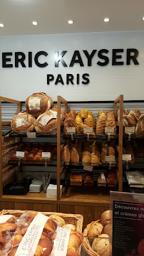 Vitrine du Restaurant Boulangerie Eric Kayser - Malesherbes à Paris - n°4