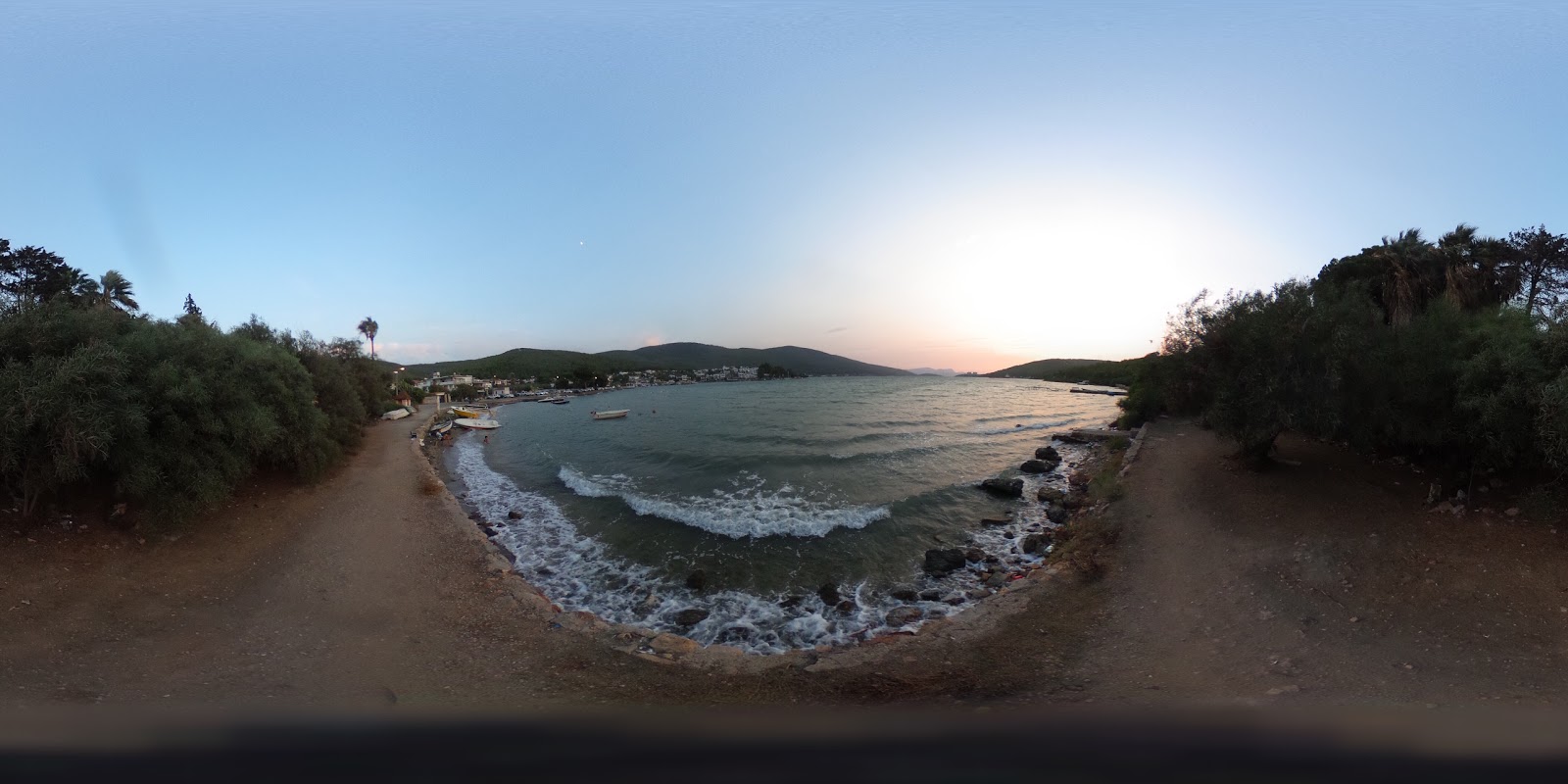 Güvercinlik Plaji'in fotoğrafı ve yerleşim