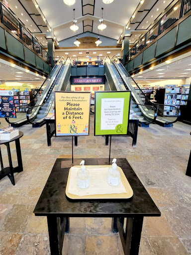 Book Store «Barnes & Noble», reviews and photos, 102 Dorset St, South Burlington, VT 05403, USA