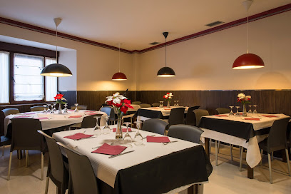 Restaurante La Olma - Plaza Mayor, s/n, 39220 Polientes, Cantabria, Spain