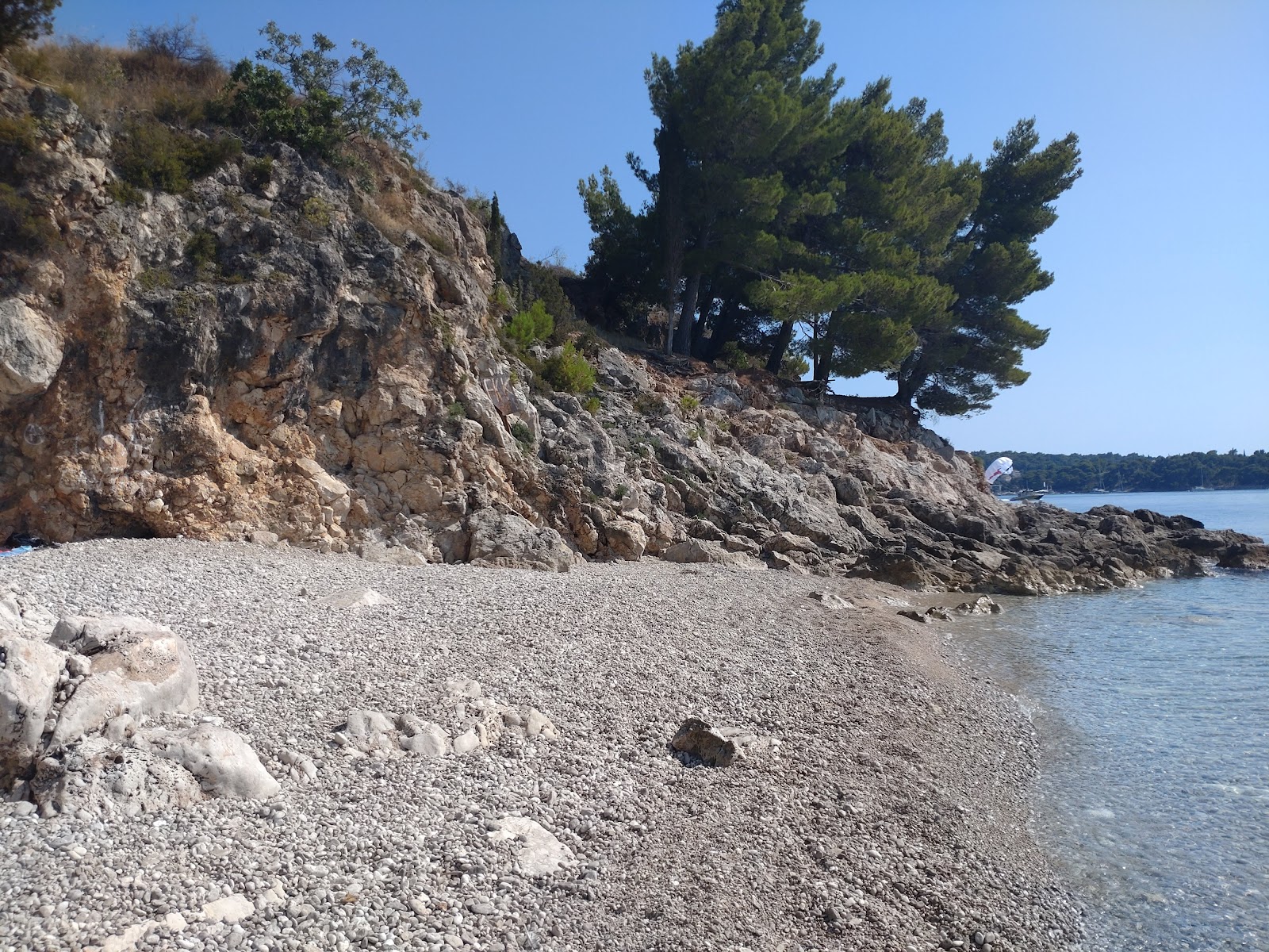 FKK Nudist Beach Cavtat'in fotoğrafı çok temiz temizlik seviyesi ile