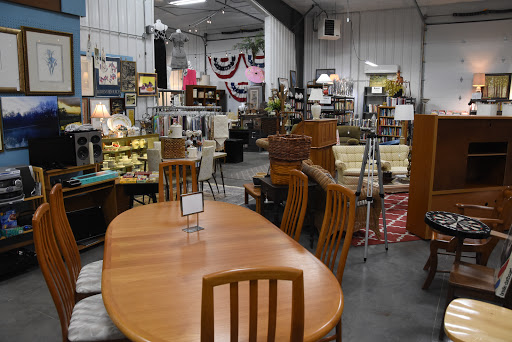 Non-Profit Organization «Drop Inn Resale Store Iowa City», reviews and photos, 1650 Sycamore St, Iowa City, IA 52240, USA