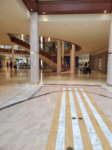 Shopping Mall «Phipps Plaza», reviews and photos, 3500 Peachtree Rd NE, Atlanta, GA 30326, USA