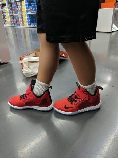 Shoe Store «WSS», reviews and photos, 2520 S Bristol St, Santa Ana, CA 92704, USA