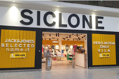 Magasin de vêtements pour hommes Siclone Evron Évron