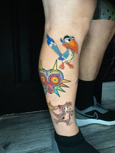 Explore simple flower tattoo ideas, creative tattoo ideas in Miami, available at INKAHOLIK TATTOOS