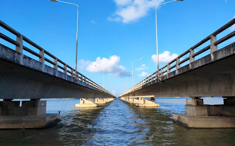 Tinsulanonda Bridge image