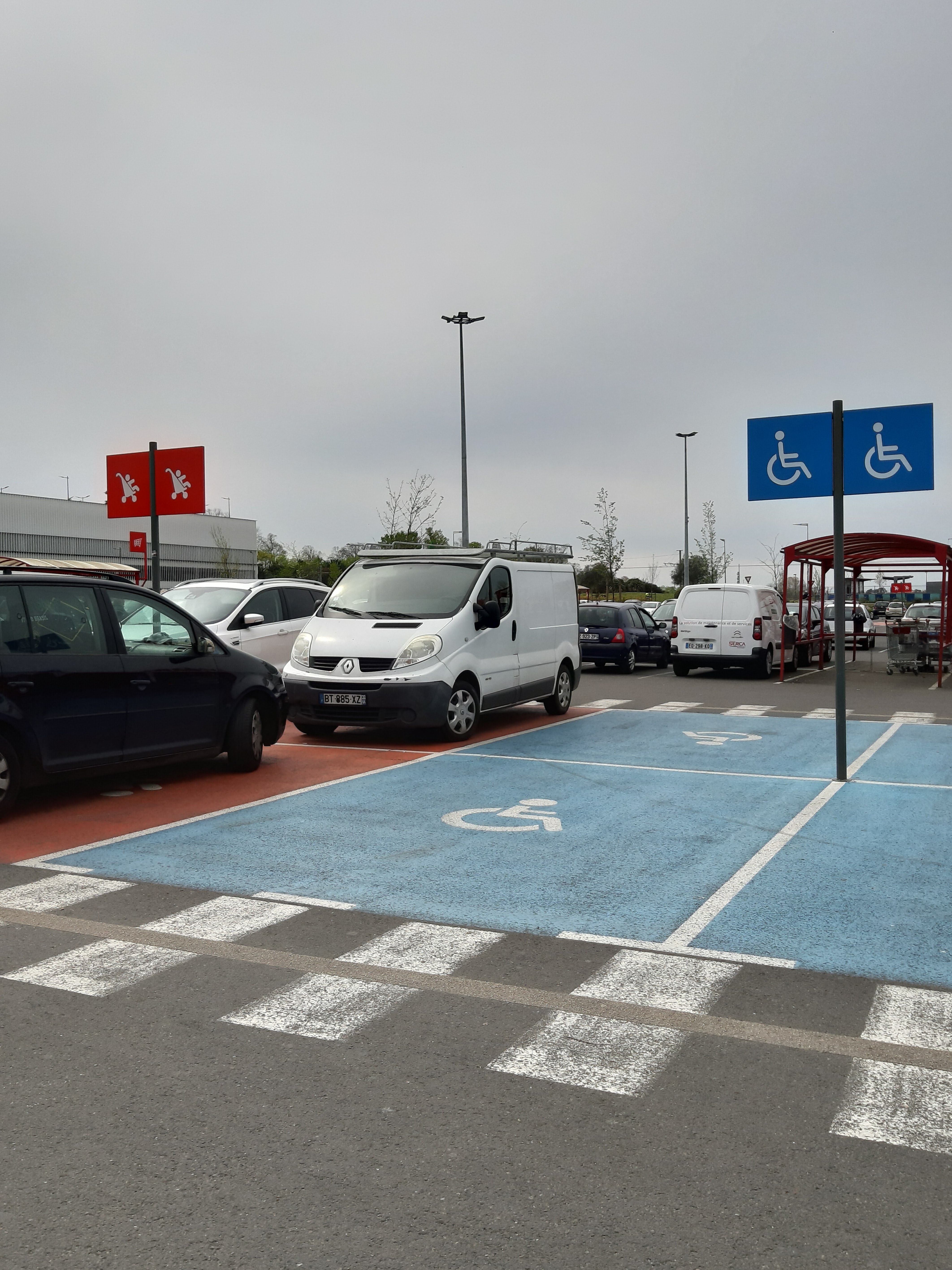 Photo n° 10 de l'avis de ROSS.O fait le 24/04/2019 à 21:18
