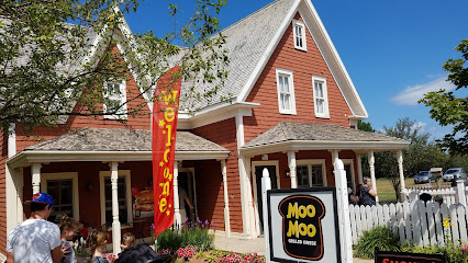 Moo Moo BBQ Grilled Cheesery - Avonlea Village