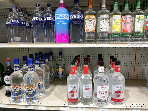 Liquor Store «Short Stop Wine & Spirits», reviews and photos, 2190 Eagle Creek Ln # F, St Paul, MN 55129, USA