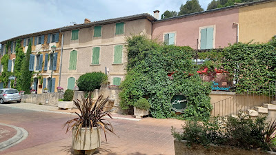l'Imprévu à Beaumettes