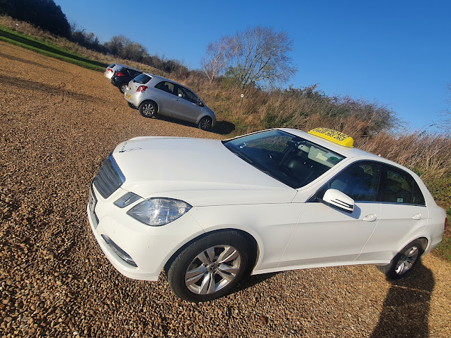 Reviews of Clives Towcester Taxi Service in Milton Keynes - Taxi service