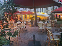 Atmosphère du Restaurant italien Pizzeria Iovine's à Paris - n°13