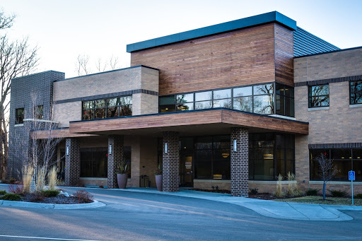 10709 Wayzata Blvd #200, Minnetonka, MN 55305, USA