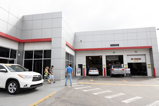 Toyota Dealer «Clearwater Toyota», reviews and photos, 21799 US Hwy 19 N, Clearwater, FL 33765, USA