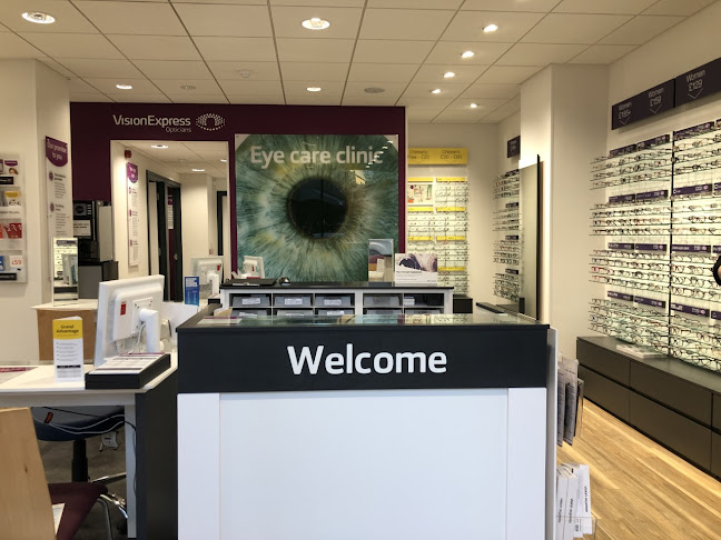 Vision Express Opticians - Glasgow - Byres Road - Optician