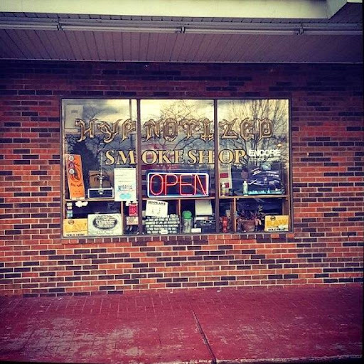 Tobacco Shop «Hypnotized Smoke Shop», reviews and photos, 2967 Patterson Rd, Florissant, MO 63031, USA