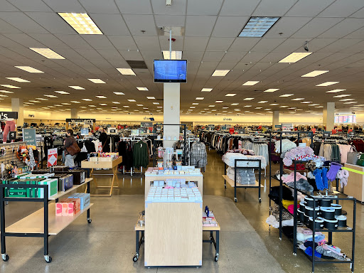 Department Store «Nordstrom Rack», reviews and photos, 17200 Southcenter Pkwy, Tukwila, WA 98188, USA