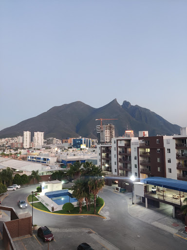 Villa rentals in Monterrey