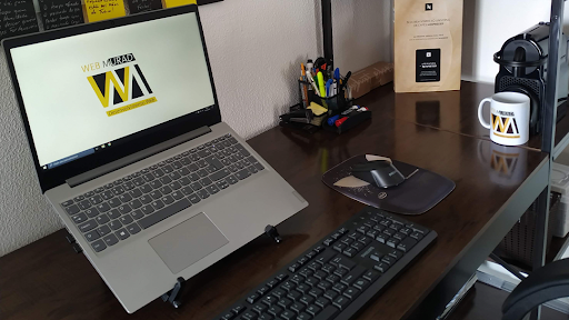 Logo da empresa - Web Murad - Desenvolvimento Web