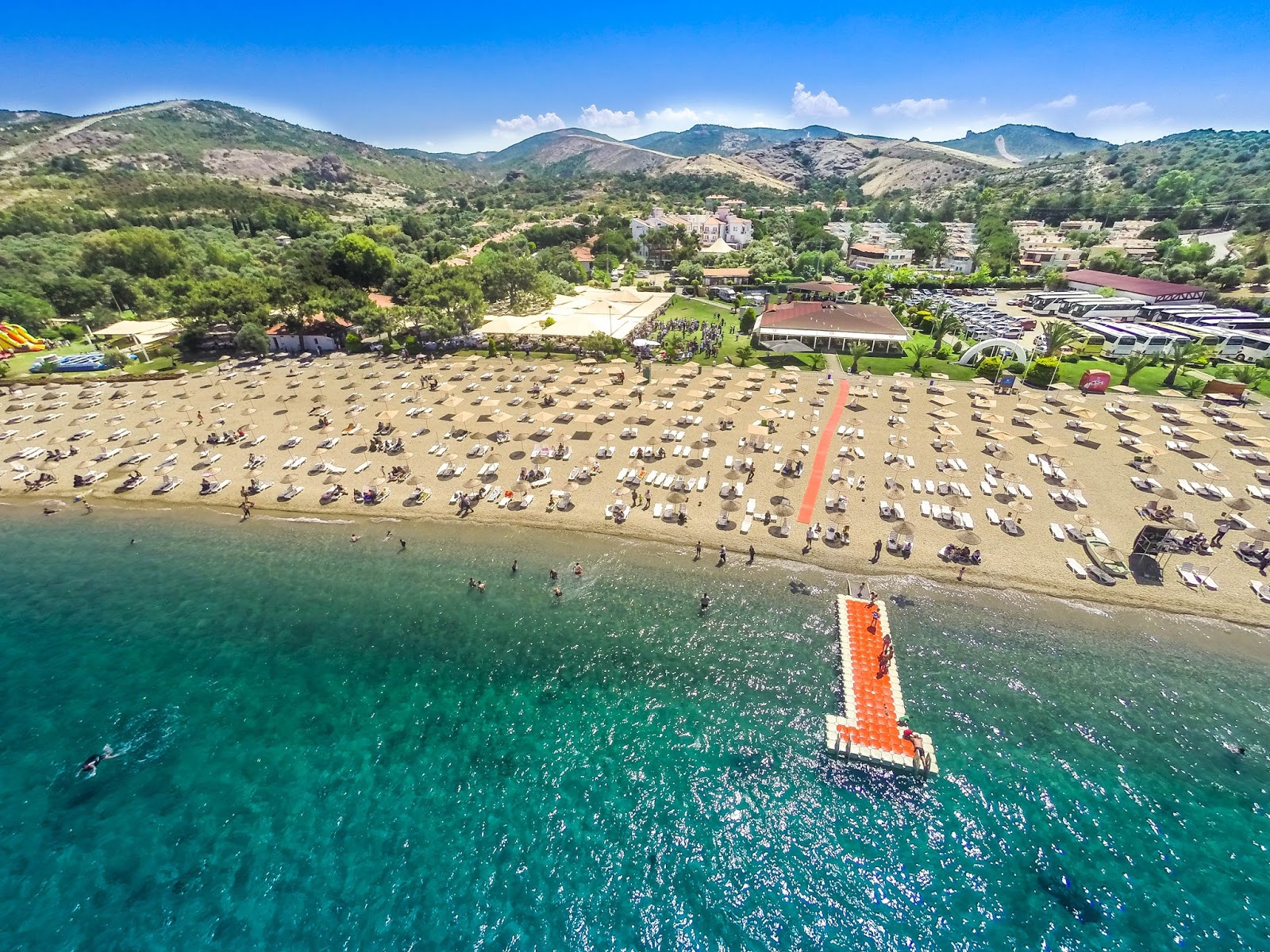 Foto di Spiaggia dell'hotel Hanedan area del resort sulla spiaggia