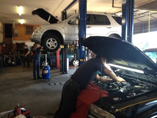 Auto Repair Shop «Williams Auto Service», reviews and photos, 401 Cowardin Ave, Richmond, VA 23224, USA