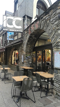 Atmosphère du Restaurant français Restaurant Izard Café Central (ICC) à Saint-Lary-Soulan - n°3
