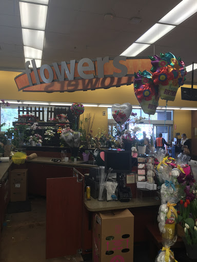 Grocery Store «Ralphs Fresh Fare», reviews and photos, 711 S Weir Canyon Rd, Anaheim, CA 92808, USA