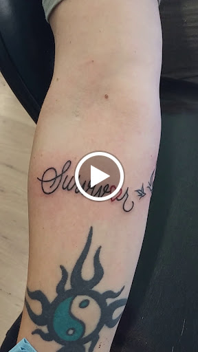 Tattoo Shop «Electric Boogaloo Tattoo», reviews and photos, 1002 NE Minnehaha St, Vancouver, WA 98665, USA