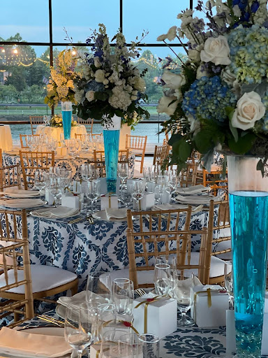 Florist «Bundle Of Roses», reviews and photos, 763 Elden St, Herndon, VA 20170, USA