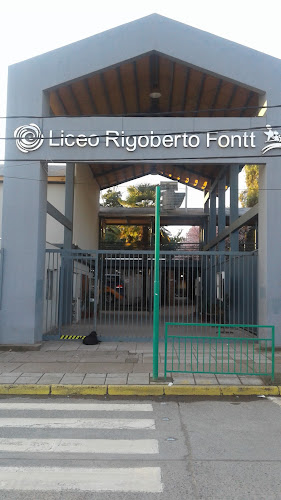Liceo Polivalente Rigoberto Fontt - Escuela