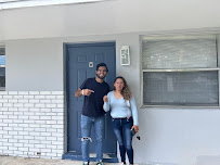 Javier Gonzalez & Andrea Albornoz Real Estate - Photo 4 - Car repair in , Hollywood