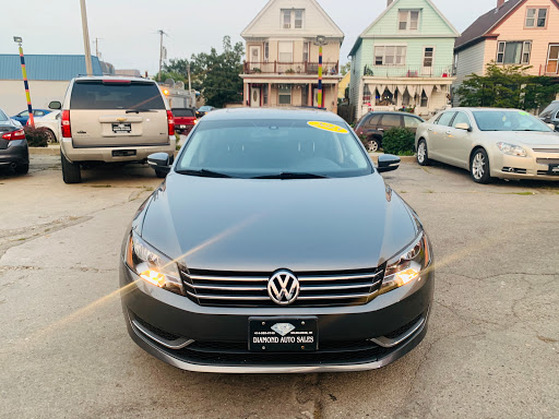 Used Car Dealer «DIAMOND AUTO SALES AND SERVICES 2016», reviews and photos, 1801 W Forest Home Ave, Milwaukee, WI 53204, USA