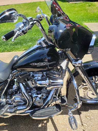 Motorcycle Dealer «Action Cycle», reviews and photos, 1414 E Missouri St, Evansville, IN 47711, USA